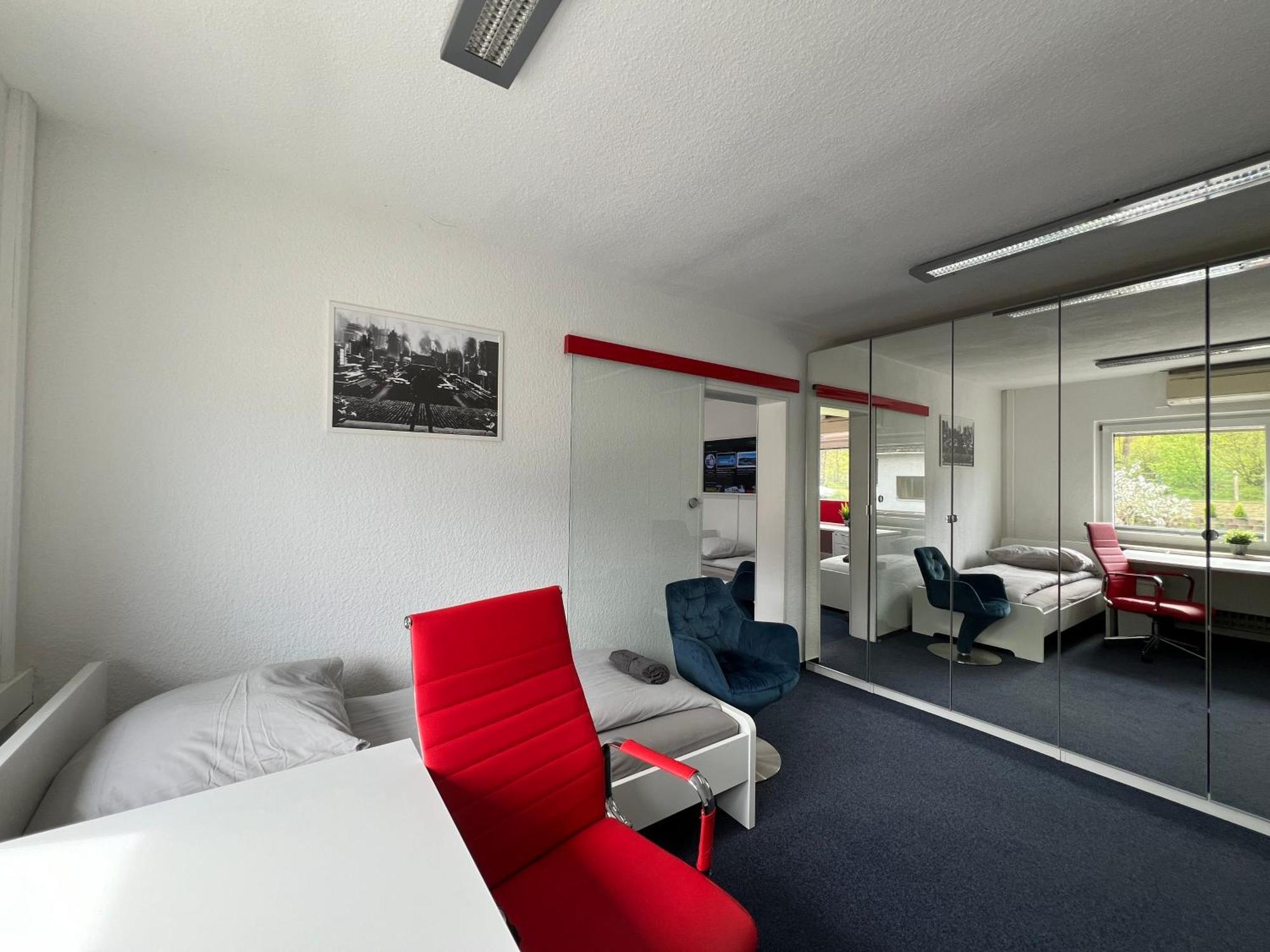 Mieterlux Frankfurt Heusenstamm 46 Hotel Exterior photo